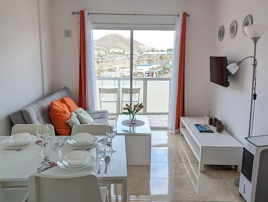 アパート Bright Cosy 1Br Apt 7 Min To Beach Siam Park Mall プラヤ・デ・ラス・アメリカス