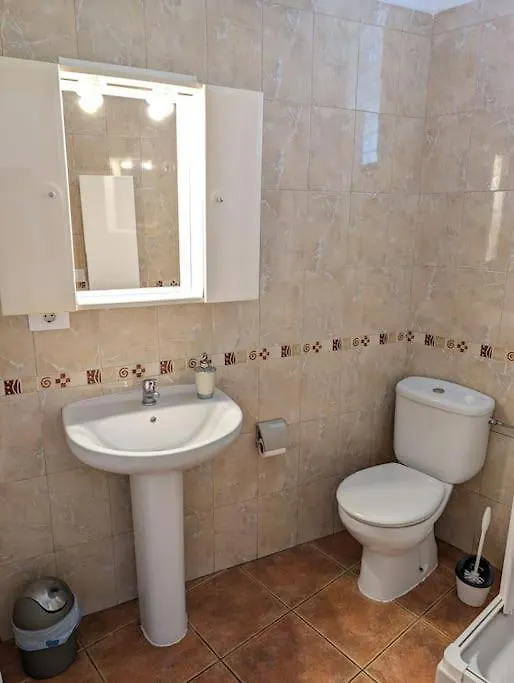 Bright Cosy 1Br Apt 7 Min To Beach Siam Park Mall プラヤ・デ・ラス・アメリカス 0*,  スペイン